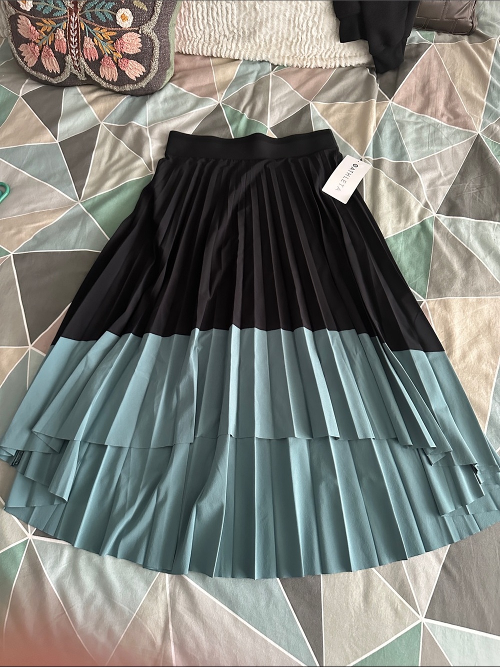 Athleta Black & Light Teal Pleated High-Low Skirt